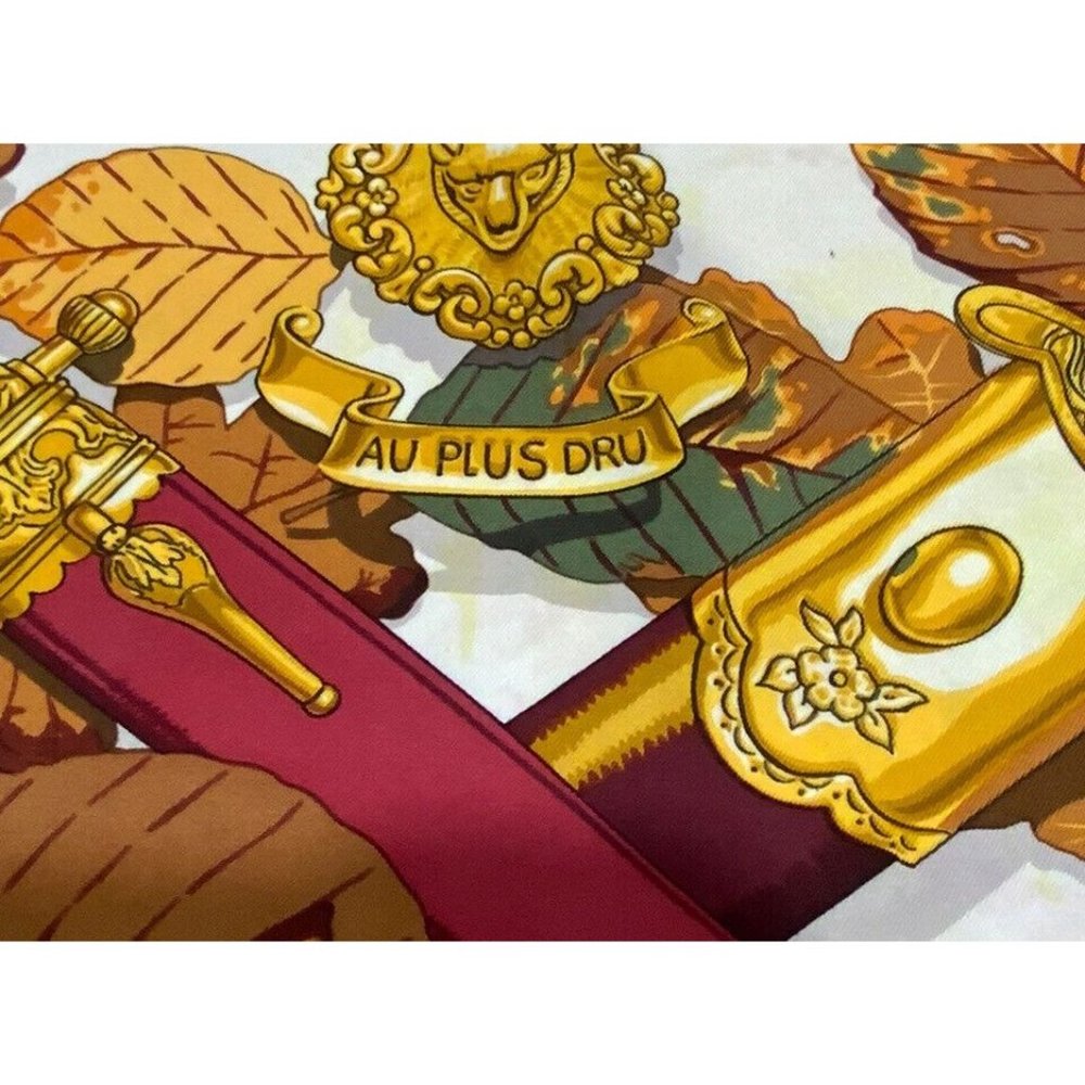 HERMÈS "AU PLUS DRU" Bordeaux Silk Scarf FRANCE 35’’/ 34" GD - Picture 5 of 7